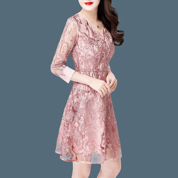優(yōu)雅蕾絲連衣裙，打造甜美小仙女