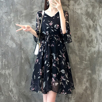 甜美蕾絲連衣裙，打造浪漫少女感
