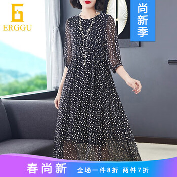 純色連衣裙，打造迷人的小仙女