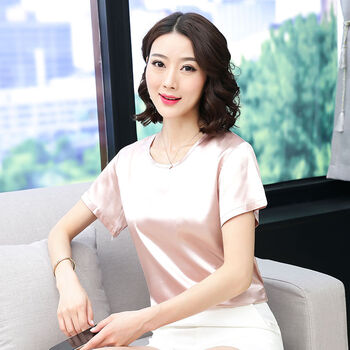 簡約時尚真絲裙，打造百變女神