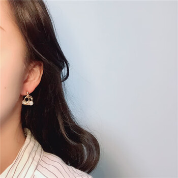 精致耳飾，打造浪漫氣質(zhì)女人味