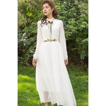 的簡(jiǎn)約連衣裙，讓你秒變女神范