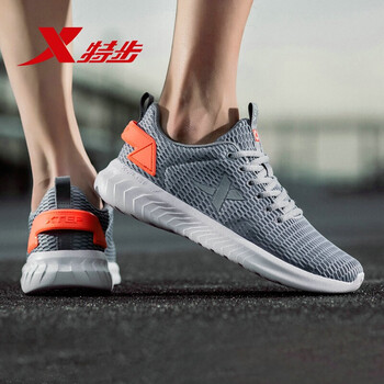 透氣系帶跑鞋，讓運動(dòng)更有范