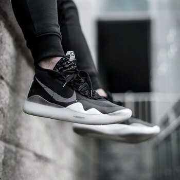 耐克（NIKE）籃球鞋黑白AR4230-001 
