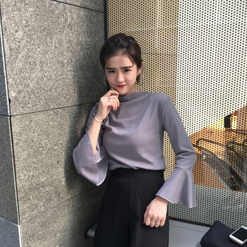 簡(jiǎn)約針織開(kāi)衫，打造優(yōu)雅小仙女
