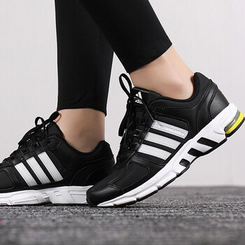 阿迪達斯（adidas）跑步鞋黑色 36，38.5，37，38，39，36.5