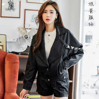 寬松長(zhǎng)袖外套，打造時(shí)尚小仙女