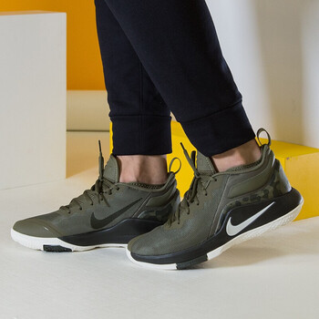耐克（NIKE）籃球鞋AA3820-200/詹姆斯WITNESS II 