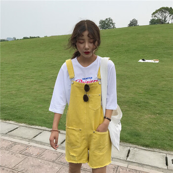 高腰牛仔褲，穿出你的時(shí)尚小身材