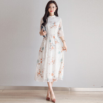 浪漫蕾絲連衣裙，打造優(yōu)雅小仙女