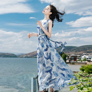 優(yōu)雅條紋連衣裙，打造浪漫女神