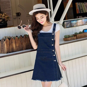 荷葉邊連衣裙，讓你告別夏日尷尬