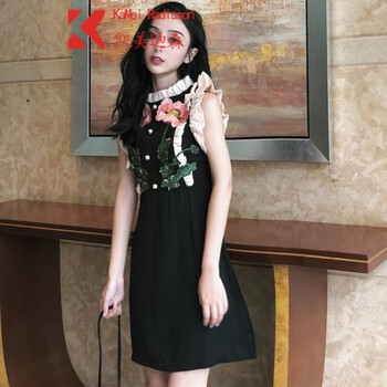 精致蕾絲連衣裙，讓你告別微胖界