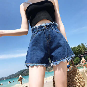 修身小腳牛仔褲，微胖美眉的福音