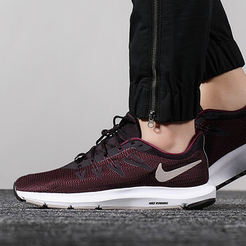 耐克（NIKE）跑步鞋AA7412-602/酒紅色 飛線技術(shù) 