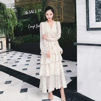性感長裙，打造優(yōu)雅女人味