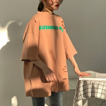 印花上衣，打造清爽小臉