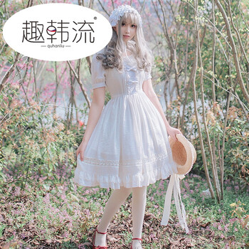 純色小白裙，打造夏日大長腿
