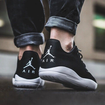 耐克（NIKE）跑步鞋724010-017 