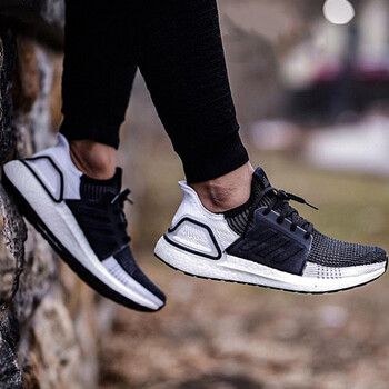 Adidas跑步鞋B37704 