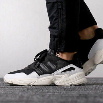 阿迪達(dá)斯（Adidas）跑步鞋F(xiàn)97177 
