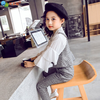 春款運動(dòng)服三件套