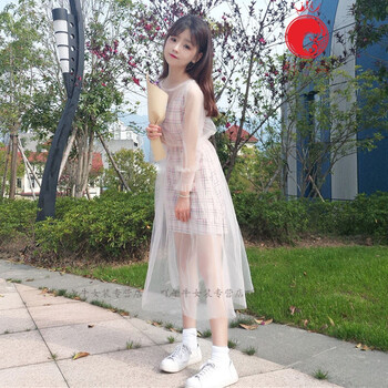 純色連衣裙，夏日清涼又有范