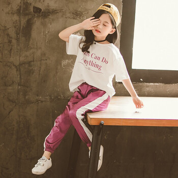 女童紫色衣服