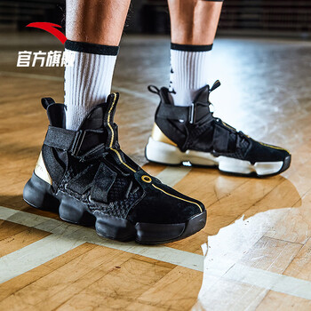 低幫籃球鞋，讓你變身追風(fēng)少年