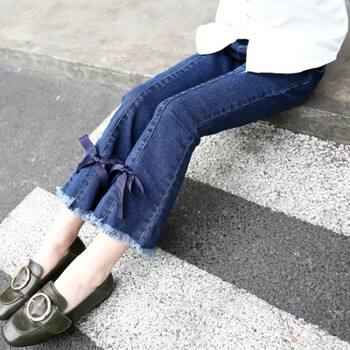 女童大蝴蝶結(jié)牛仔褲