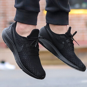耐克（NIKE）跑步鞋黑武士942851-002 41