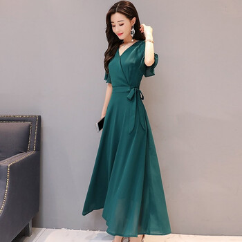 寬松連衣裙，穿出優(yōu)雅小仙女