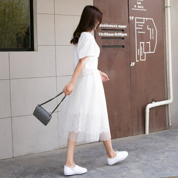 優(yōu)雅網(wǎng)紗半身裙，打造甜美少女風(fēng)