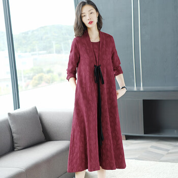 修身吊帶裙，打造優(yōu)雅小女人