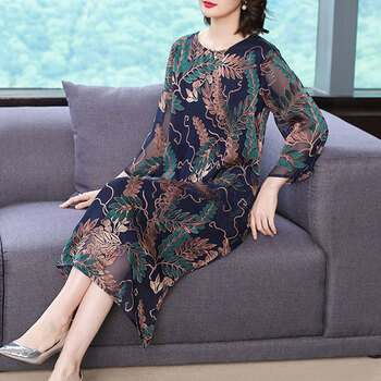 復(fù)古印花長裙，打造浪漫小仙女