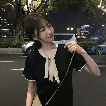 針織木耳邊短裙