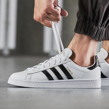 阿迪達斯（adidas）板鞋CQ2074亮白+1號黑色 