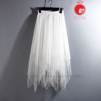 絲絨連衣裙，打造優(yōu)雅氣質(zhì)小仙女