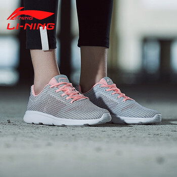 時(shí)尚系帶帆布鞋，讓你運(yùn)動(dòng)更輕松