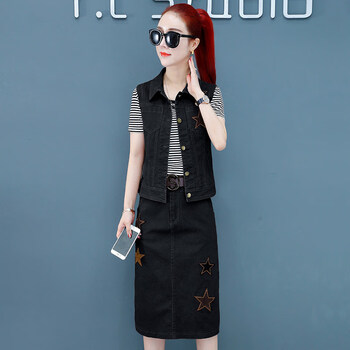 氣質(zhì)優(yōu)雅，喇叭袖連衣裙來(lái)拯救你