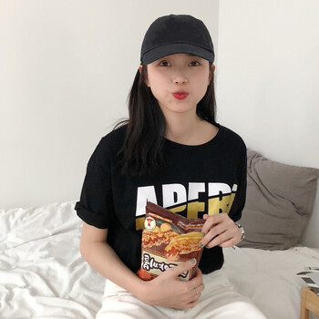 時(shí)尚條紋上衣，打造夏日清爽生活