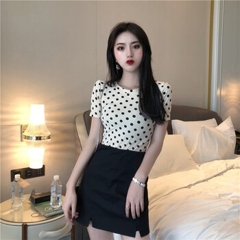 復古印花上衣，打造優(yōu)雅小仙女