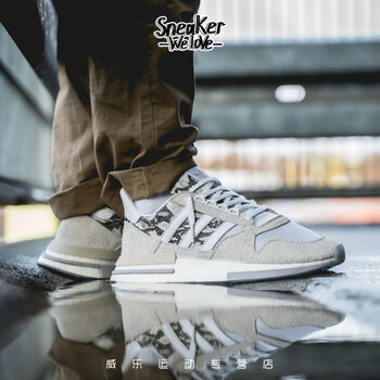 阿迪達斯（Adidas）跑步鞋灰色BD7873 