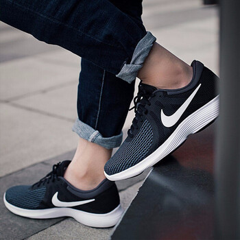 耐克（NIKE）跑步鞋908988-001/煤黑-白 42
