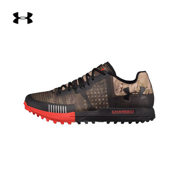 安德瑪（UNDERARMOUR）跑步鞋灰色900 