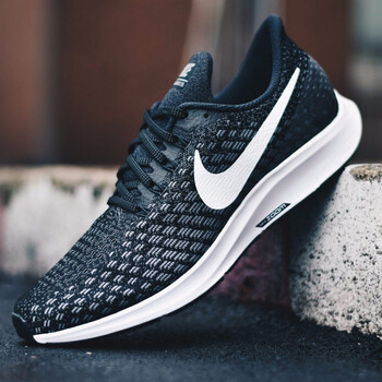 耐克（NIKE）跑步鞋942851-001/男鞋 