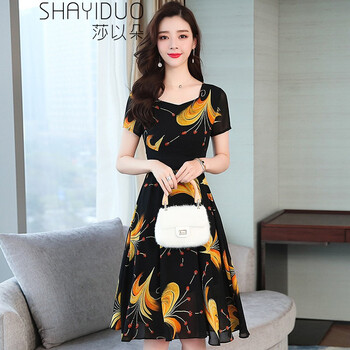 莎以朵（SHAYIDUO） 純色 不規(guī)則 連衣裙
