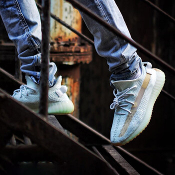阿迪達(dá)斯（Adidas）跑步鞋亞洲限定EG7491 