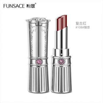 嘴唇干裂，口紅讓你告別尷尬
