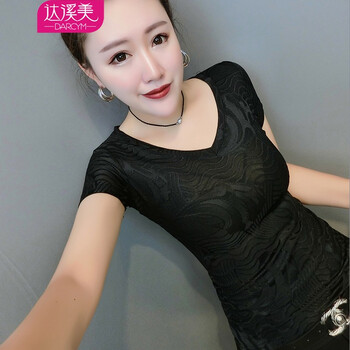 達(dá)溪美 3D，提花，立體裝飾 短袖 T恤 女 V領(lǐng)